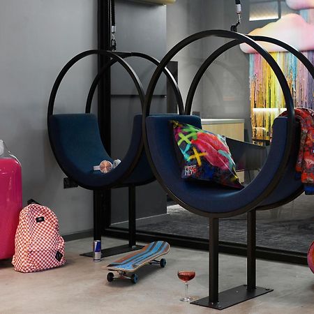 Moxy Manchester City 외부 사진