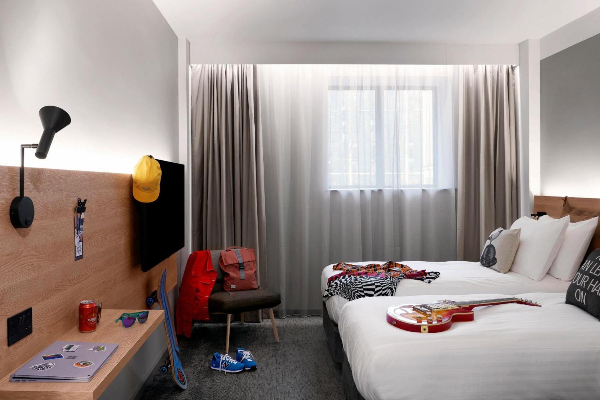 Moxy Manchester City 외부 사진